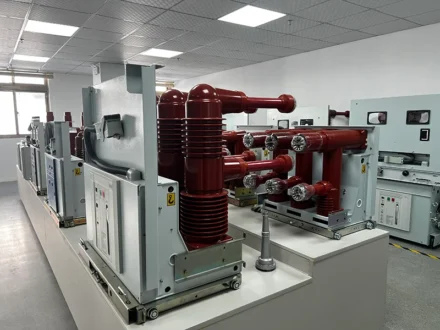 Reeuini vacuum circuit breaker sample room vcb