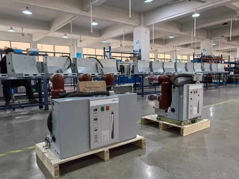 Reeuini vacuum circuit breaker workshop vcb 1